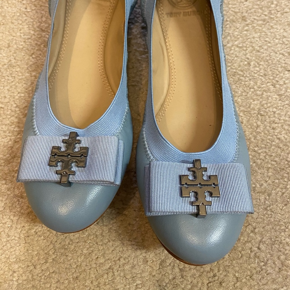 Tory Burch flats size 7 nwot
